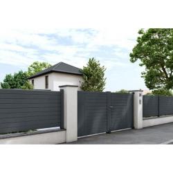 Portail battant Odorico avec barreaux persiennes de 122 mm horizontaux
