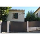 Portail battant Farou avec des lames de 280 mm horizontales, RAL 7016