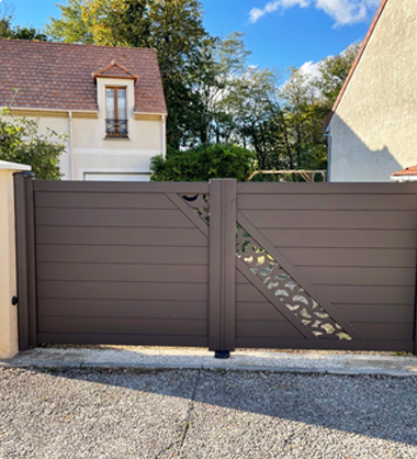  Le portail aluminium battant et ses configurations 